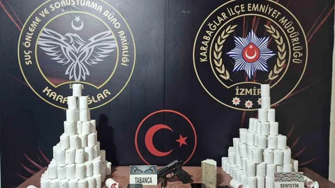 İzmir'de Uyuşturucu Ticareti Operasyonu