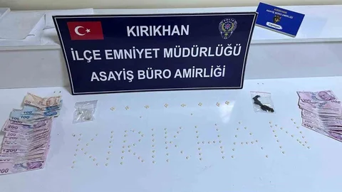 Kırıkhan'da Uyuşturucu Satıcısı Tutuklandı