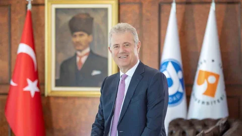 Geleceğin spor yöneticileri İzmir’den yetişecek