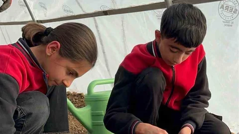 Minik Öğrenciler Toprakla Buluştu