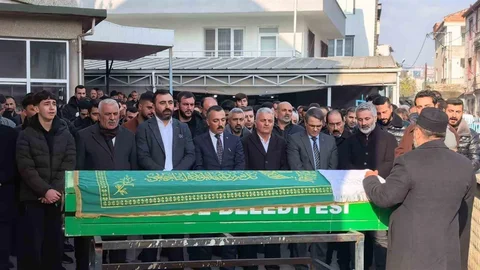 Bursa'da Zincirleme Kaza Sonrası Cenaze Töreni