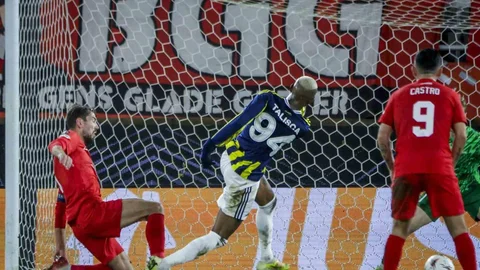 Fenerbahçe, Brann'ı 4-0 Yendi