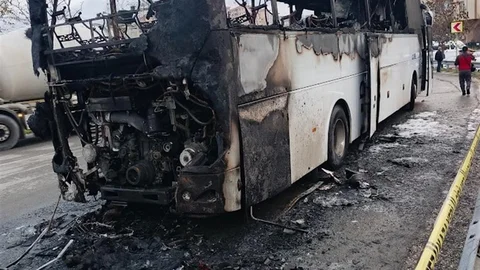 İstanbul Silivri'de İşçi Servisi Yangını