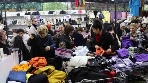 Denizli'de Ünlü Markalar Alışverişte Buluşuyor