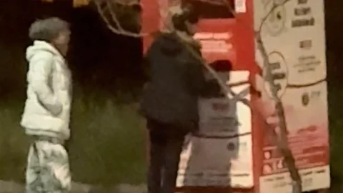 Bolu'da Giysi Kumbarasından Hırsızlık