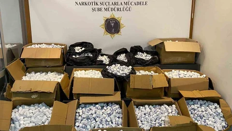 Samsun'da Uyuşturucu Hap Operasyonu