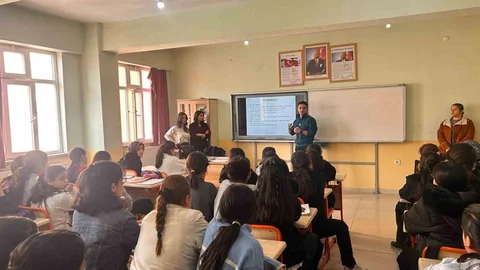 Malazgirt'te Skolyoz Taraması Yapıldı