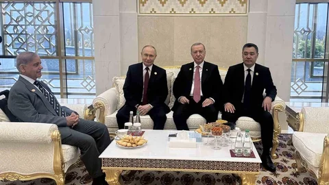 Cumhurbaşkanı Erdoğan Aşkabat'ta Zirve Yaptı