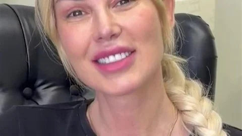 Petek Dinççöz'ün Makyajsız Görünümü