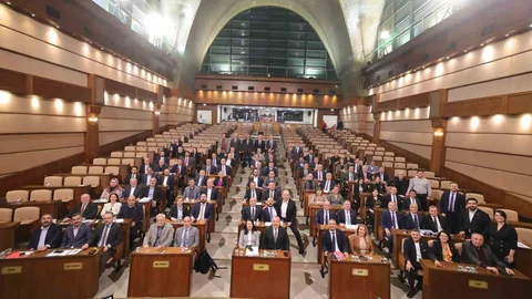 İstanbul'da Mezarlık Hizmetlerine Zam Yapıldı