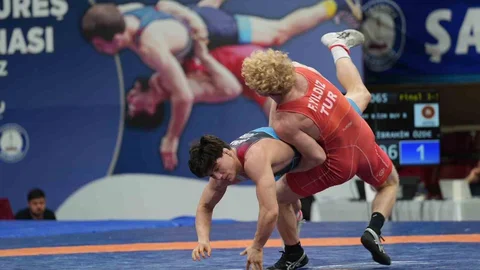 Büyükler Güreş Şampiyonası İstanbul’da Tamamlandı