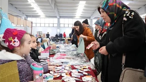 Minik Ellerden Yerli Malı Haftası Farkındalığı