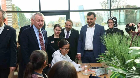 Kocaeli'de Gençler İçin Yenilikçi Kütüphane