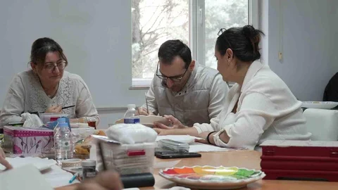 Düzce'de Kadınlar Eğlenerek Öğreniyor