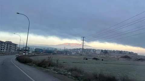 Kütahya'da Sis Öncesi Manzaralar