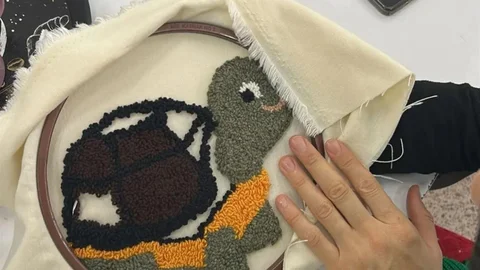 Hamur Aile Destek Merkezi Eğitim Veriyor