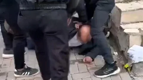 Şanlıurfa'da Sokak Ortasında Dayak Olayı