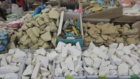 Kırgızistan'da Tüketilen Gulboto Toprağı