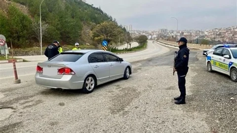 Bilecik'te Yasal Olmayan İki Göçmen Yakalandı