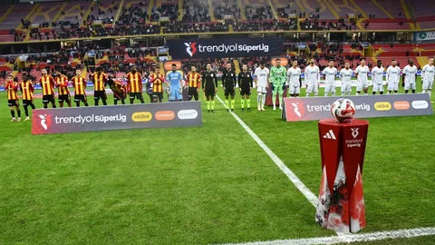 Kayseri'de Kayserispor - Alanyaspor Maçı Beraberlikle Sona Erdi