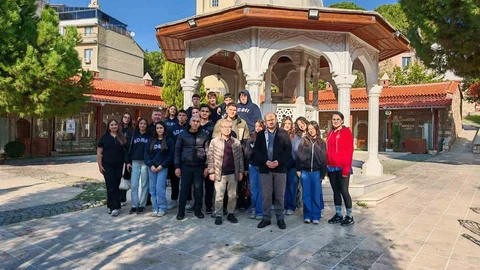 Aydın'da Öğrenciler Külliyede Buluştu