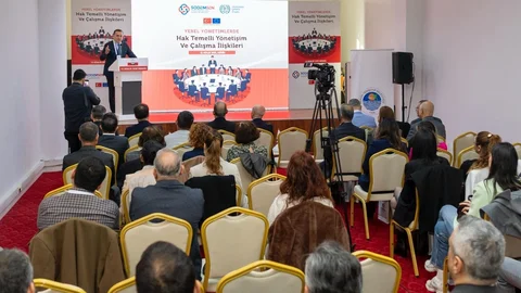 Yenişehir Belediyesi, Yerel Yönetimler Çalıştayı’na Ev Sahipliği Yaptı