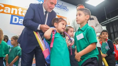 Canik'te Eğitim Desteği Sürekli Artıyor