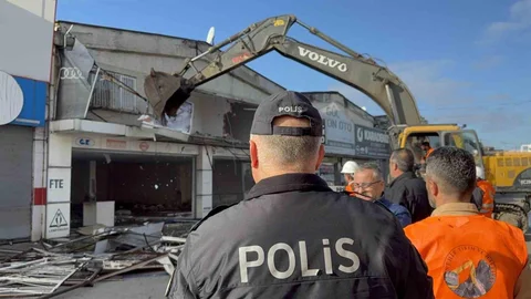 Gülsan Sanayi Sitesi'nde Yıkım Süreci Başladı