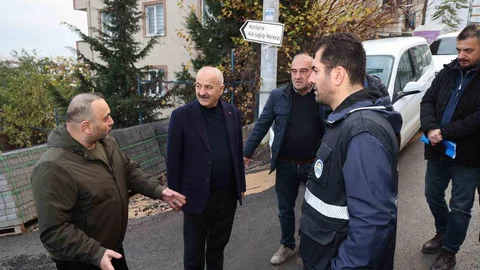 Gebze’de 21 Bin Ton Asfalt Çalışması