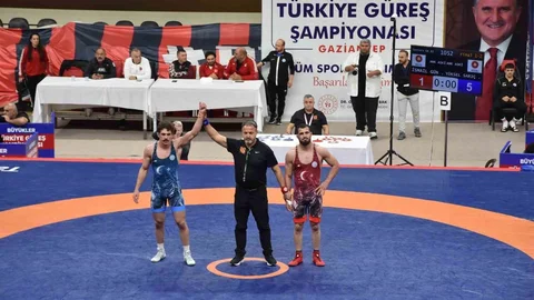 Türkiye Güreş Şampiyonası Gaziantep'te Tamamlandı
