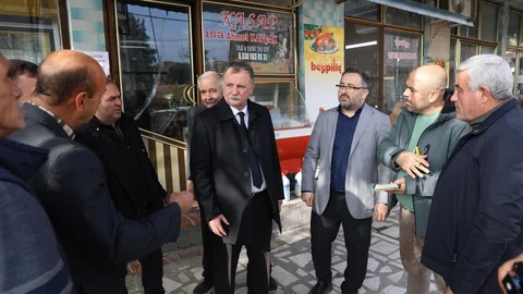 Başkan Balaban Üçpınar'da Vatandaşlarla Bir Araya Geldi