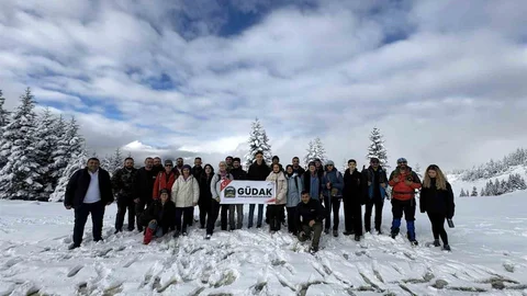 Gümüşhane'de Doğa Yürüyüşü Etkinliği
