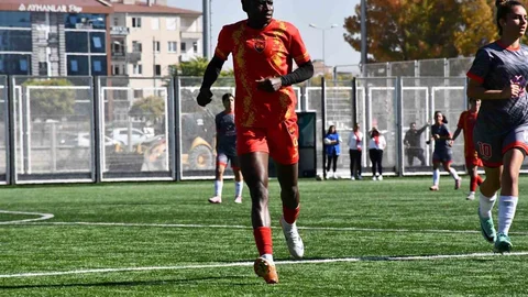 Kafayat Atoke Başhıru'nun Başarısı Devam Ediyor