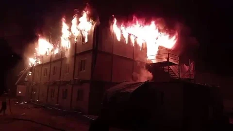 Hatay'da İşçi Konteyneri Yandı