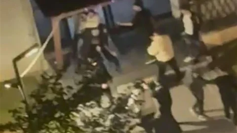 Esenyurt'ta Gençler Arasında Kavga Çıktı