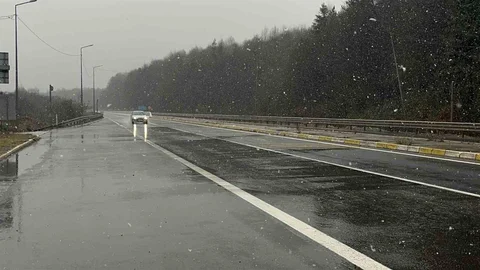 Bolu Dağı'nda Kar Yağışı Başladı