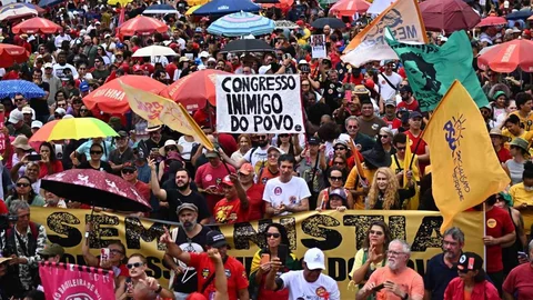 Bolsonaro İçin Sokaklarda Protesto Var