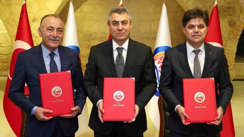 Mut’a 24 Derslikli Yücel Tekin Ortaokulu Protokolü Imzalandı