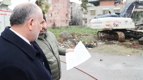 Samsun'da Depreme Dayanıklı Binalar Yıkılıyor