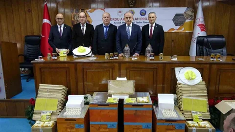 Ordu'da Arıcılara Malzeme Desteği Verildi
