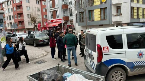 Eskişehir'de 12 Yaşındaki Çocuk Bıçaklandı