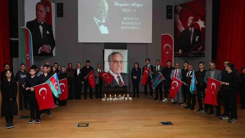 Heydar Aliyev'in Anma Töreni Aliağa'da Yapıldı