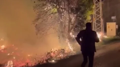 Bozyazı'da Sazlık Alanda Çıkan Yangın Söndürüldü, Sera Hasar Gördü