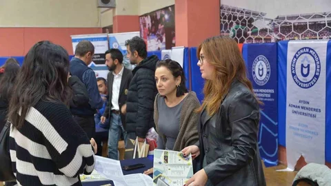 Muğla'da Gençlerle Gelecek Planlaması