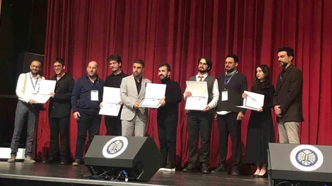 Anadolu Üniversitesi Öğrencilerinden Ulusal Başarı