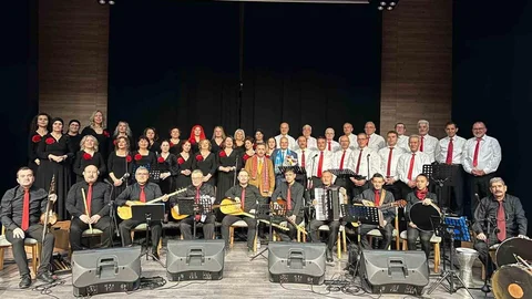 Eskişehir'de Türk Halk Müziği Konseri