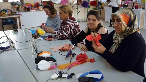 Kahramanmaraş'ta Kadınlar Meslek Öğreniyor