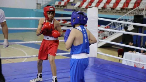 Ağrı'da Boks Dostluk Turnuvası Gerçekleşti