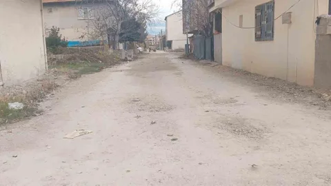 Gölbaşı'nda Asfalt Sorunu Devam Ediyor