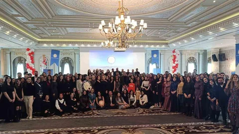 Van'da Dünya Gönüllüler Günü Coşkuyla Kutlandı